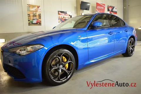 Alfa Romeo Giulia Veloce Q4 - Leštění a keramická ochrana laku