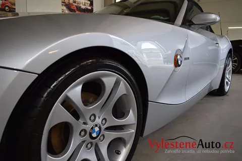 BMW Z4 3.0 - Vícekrokové leštění laku