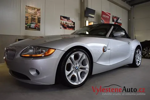 BMW Z4 3.0 - Vícekrokové leštění laku
