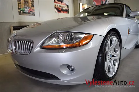 BMW Z4 3.0 - Vícekrokové leštění laku