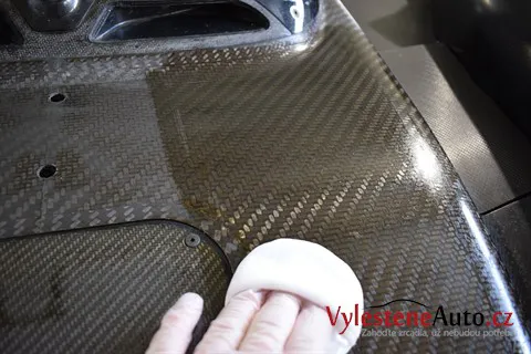 Lotus Praga T128 - Nanokeramická ochrana karoserie