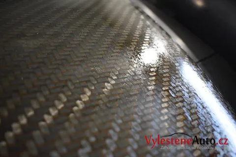 Lotus Praga T128 - Nanokeramická ochrana karoserie