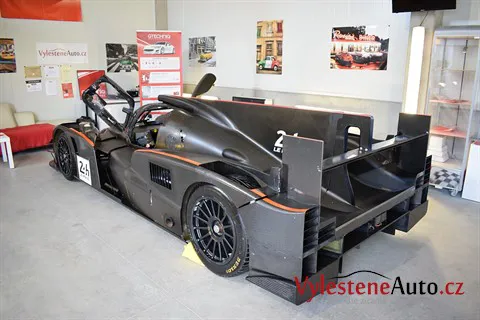 Lotus Praga T128 - Nanokeramická ochrana karoserie