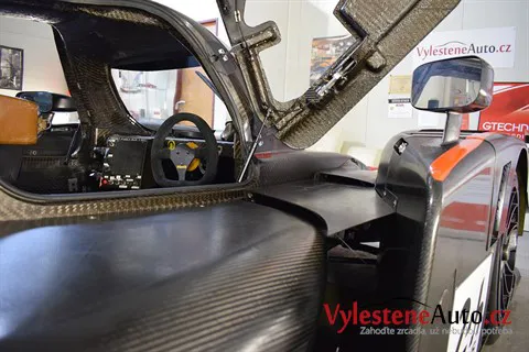 Lotus Praga T128 - Nanokeramická ochrana karoserie