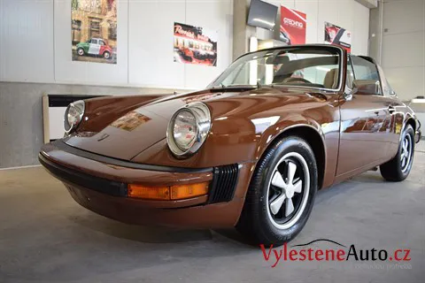 Porsche 911 Targa 1974 - Vícekrokové leštění a ochrana laku