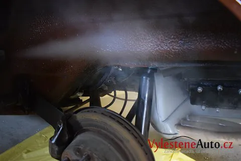 Porsche 911 Targa 1974 - Vícekrokové leštění a ochrana laku