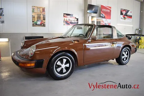 Porsche 911 Targa 1974 - Vícekrokové leštění a ochrana laku