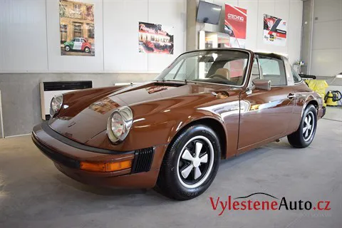 Porsche 911 Targa 1974 - Vícekrokové leštění a ochrana laku