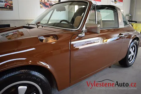 Porsche 911 Targa 1974 - Vícekrokové leštění a ochrana laku
