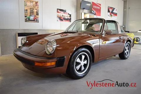 Porsche 911 Targa 1974 - Vícekrokové leštění a ochrana laku
