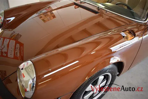 Porsche 911 Targa 1974 - Vícekrokové leštění a ochrana laku