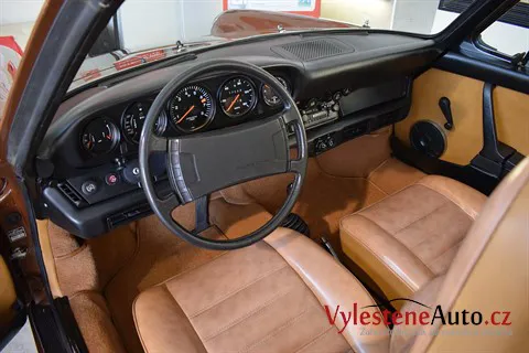 Porsche 911 Targa 1974 - Vícekrokové leštění a ochrana laku