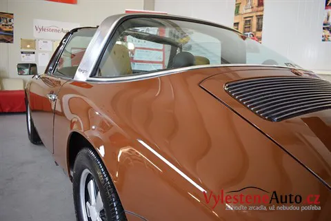Porsche 911 Targa 1974 - Vícekrokové leštění a ochrana laku
