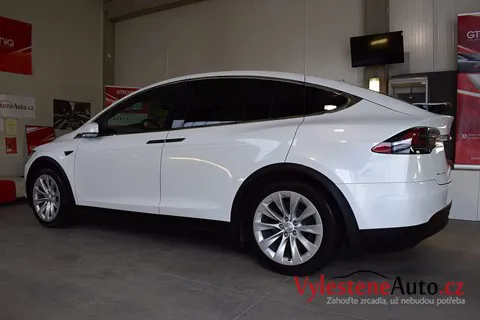 Tesla model X - Renovace a komplexní nanokeramická ochrana laku