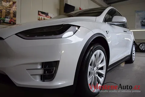 Tesla model X - Renovace a komplexní nanokeramická ochrana laku