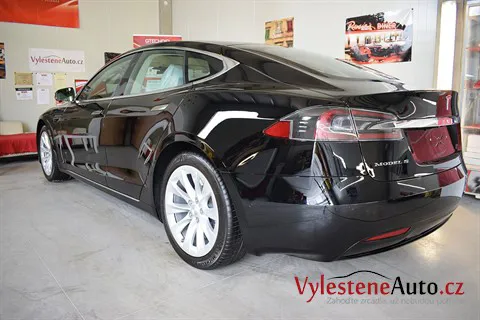 Tesla model S - Renovace a nanokeramická ochrana laku