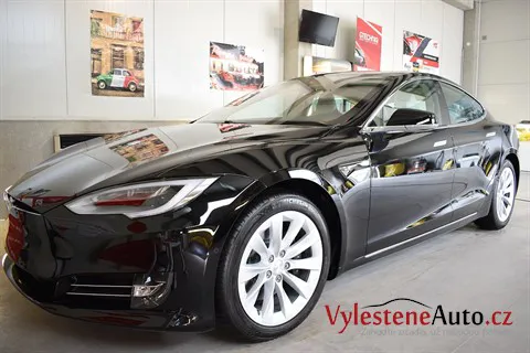 Tesla model S - Renovace a nanokeramická ochrana laku