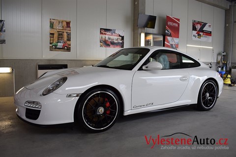 Porsche 911 GTS