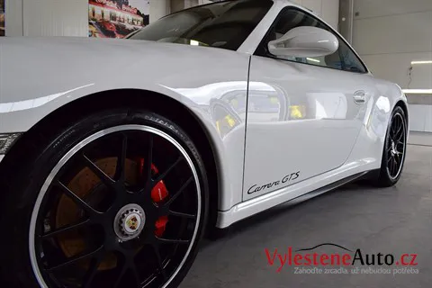 Porsche 911 GTS - Renovace a nanokeramická ochrana laku