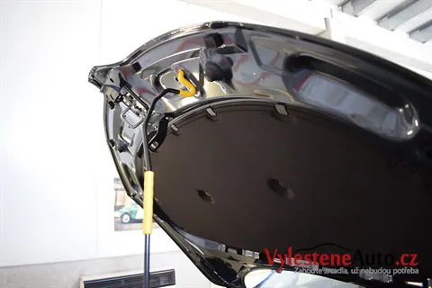 Škoda Rapid - Renovace a nanokeramická ochrana laku