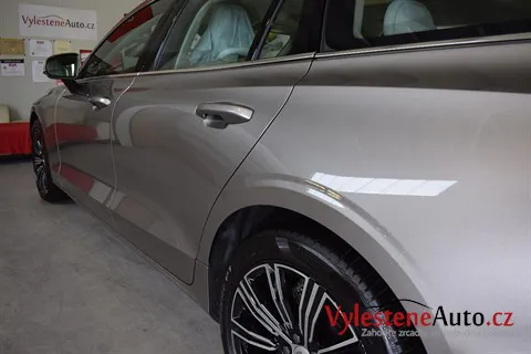 Volvo V60 - Renovace a nanokeramická ochrana laku