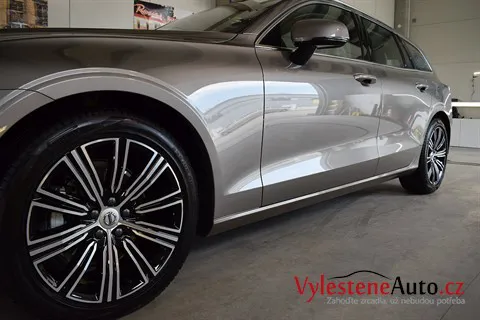 Volvo V60 - Renovace a nanokeramická ochrana laku