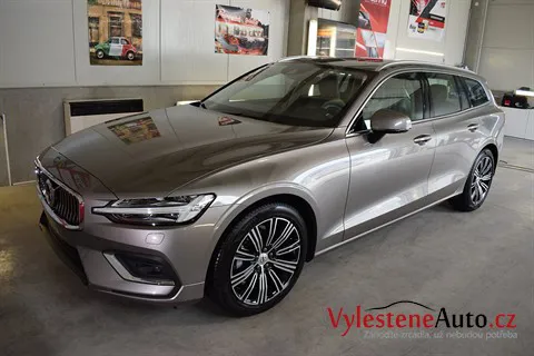 Volvo V60 - Renovace a nanokeramická ochrana laku