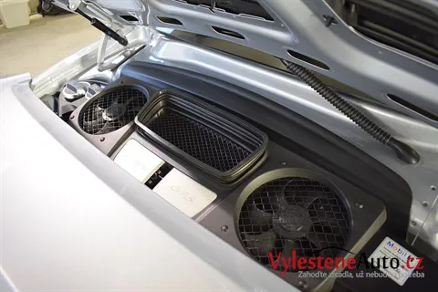 Porsche 911 GTS - Renovace a nanokeramická ochrana laku