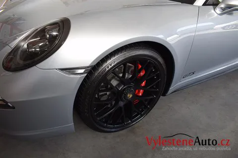 Porsche 911 GTS - Renovace a nanokeramická ochrana laku