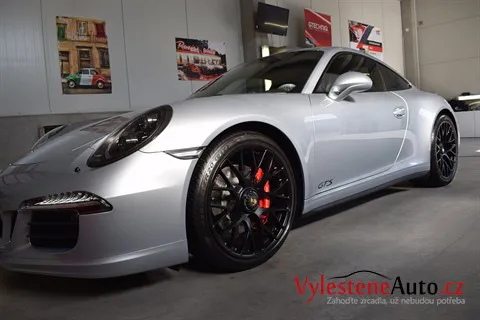 Porsche 911 GTS - Renovace a nanokeramická ochrana laku