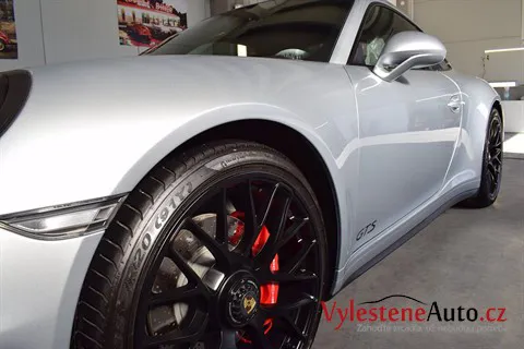 Porsche 911 GTS - Renovace a nanokeramická ochrana laku