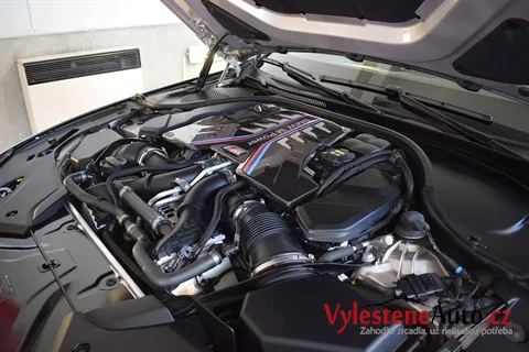 BMW M5 - Renovace a nanokeramická ochrana laku