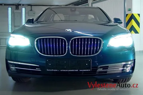 BMW 740i twin turbo - Renovace laku