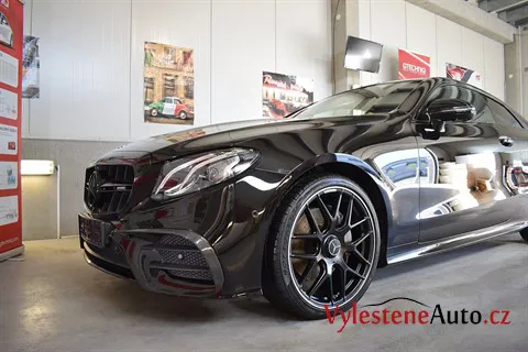 Mercedes E coupe AMG - Renovace a ochrana laku