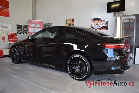 Mercedes E coupe AMG - Renovace a ochrana laku