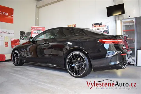 Mercedes E coupe AMG - Renovace a ochrana laku