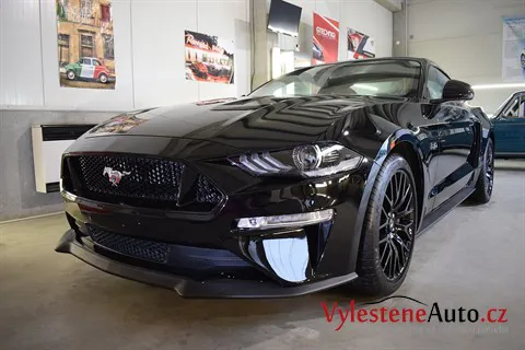 Ford Mustang 5.0 GT - Renovace a nanokeramická ochrana laku