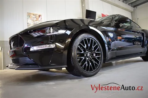 Ford Mustang 5.0 GT - Renovace a nanokeramická ochrana laku