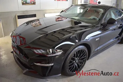 Ford Mustang 5.0 GT - Renovace a nanokeramická ochrana laku