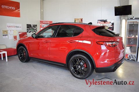 Alfa Romeo Stelvio Veloce