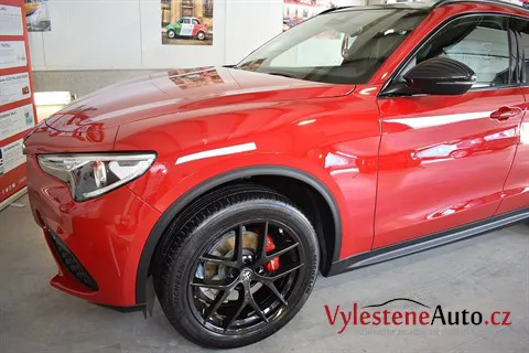 Alfa Romeo Stelvio Veloce - Renovace a nanokeramická ochrana laku