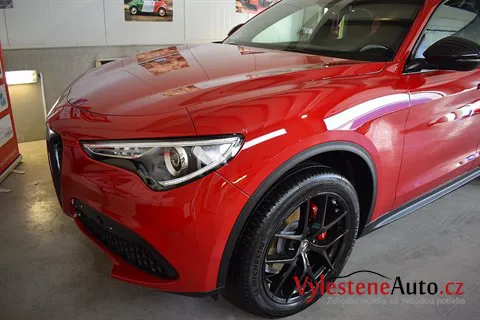 Alfa Romeo Stelvio Veloce - Renovace a nanokeramická ochrana laku