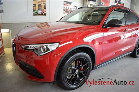 Alfa Romeo Stelvio Veloce - Renovace a nanokeramická ochrana laku