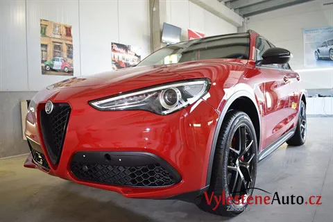 Alfa Romeo Stelvio Veloce - Renovace a nanokeramická ochrana laku