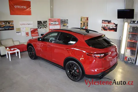 Alfa Romeo Stelvio Veloce - Renovace a nanokeramická ochrana laku