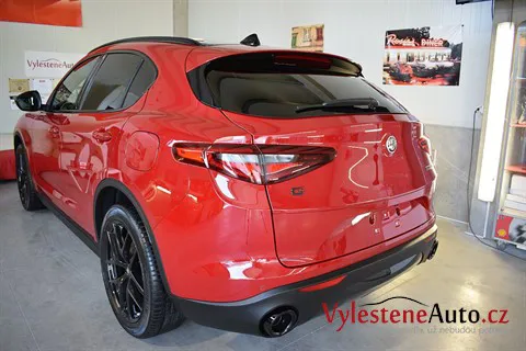 Alfa Romeo Stelvio Veloce - Renovace a nanokeramická ochrana laku