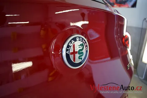 Alfa Romeo Stelvio Veloce - Renovace a nanokeramická ochrana laku