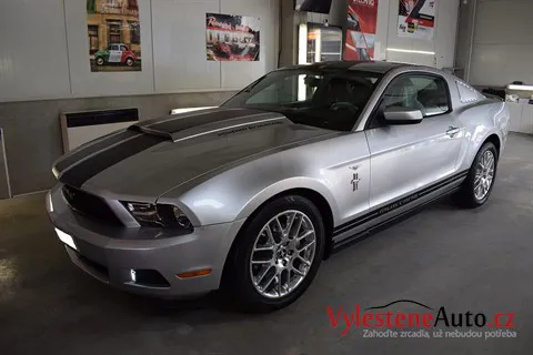 Ford Mustang 3.7 V6 - Renovace a ochrana laku