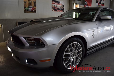 Ford Mustang 3.7 V6