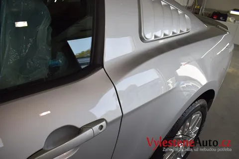 Ford Mustang 3.7 V6 - Renovace a ochrana laku